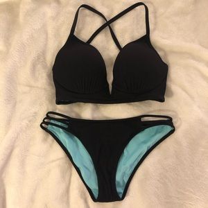 Shade & Shore Bikini Set